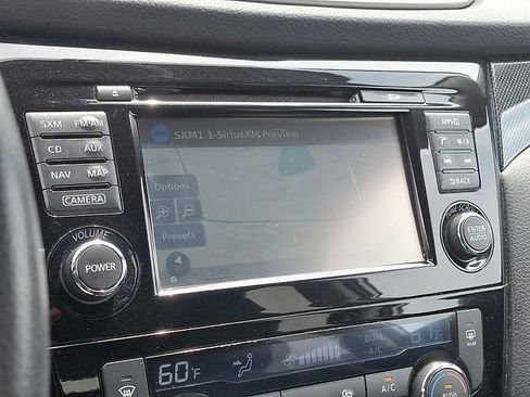 Used 2014 Nissan Rogue SL AWD/4WD image 3
