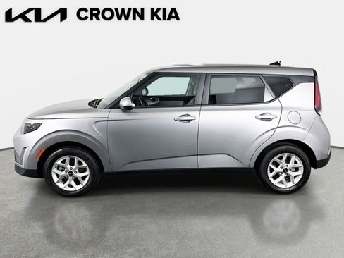 Certified 2025 Kia Soul LX w/ LX Technology Package image 8