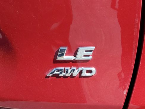 Used 2024 Toyota RAV4 LE image 7