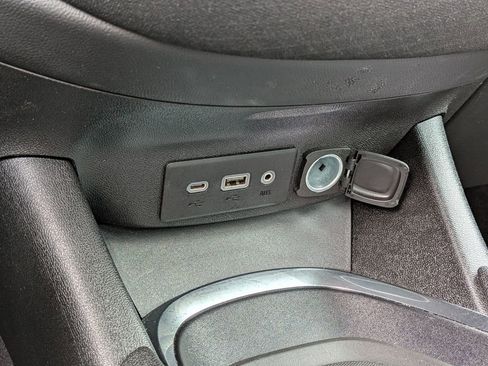 Used 2025 Chevrolet Malibu LT FWD image 30