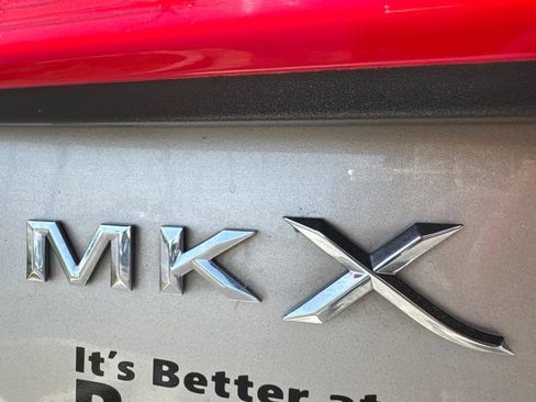 Used 2017 Lincoln MKX Select w/ Select Plus Package FWD image 11