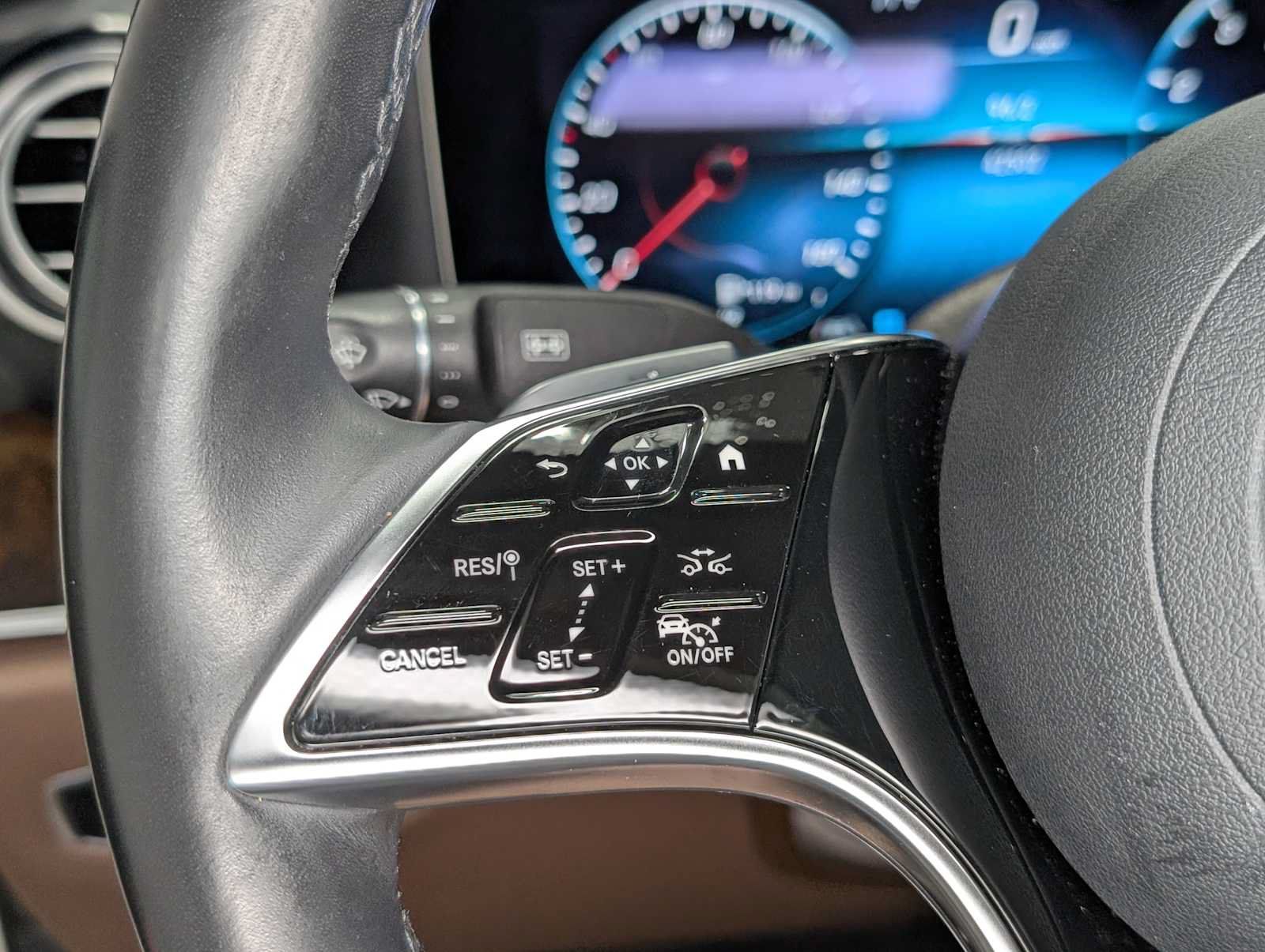 Certified 2023 Mercedes-Benz E 350 4MATIC Sedan image 32