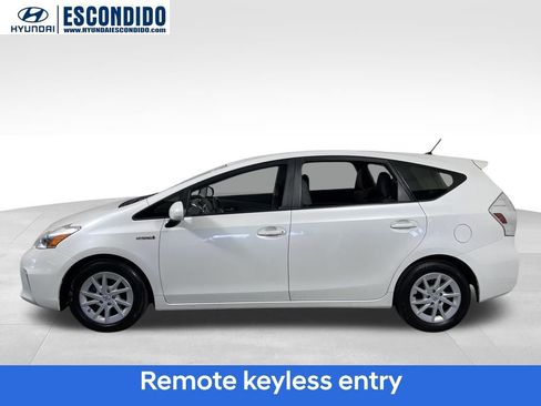Used 2014 Toyota Prius V Two image 3