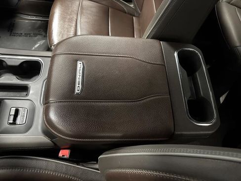 Used 2025 GMC Sierra 3500 Denali w/ Denali Reserve Package image 21