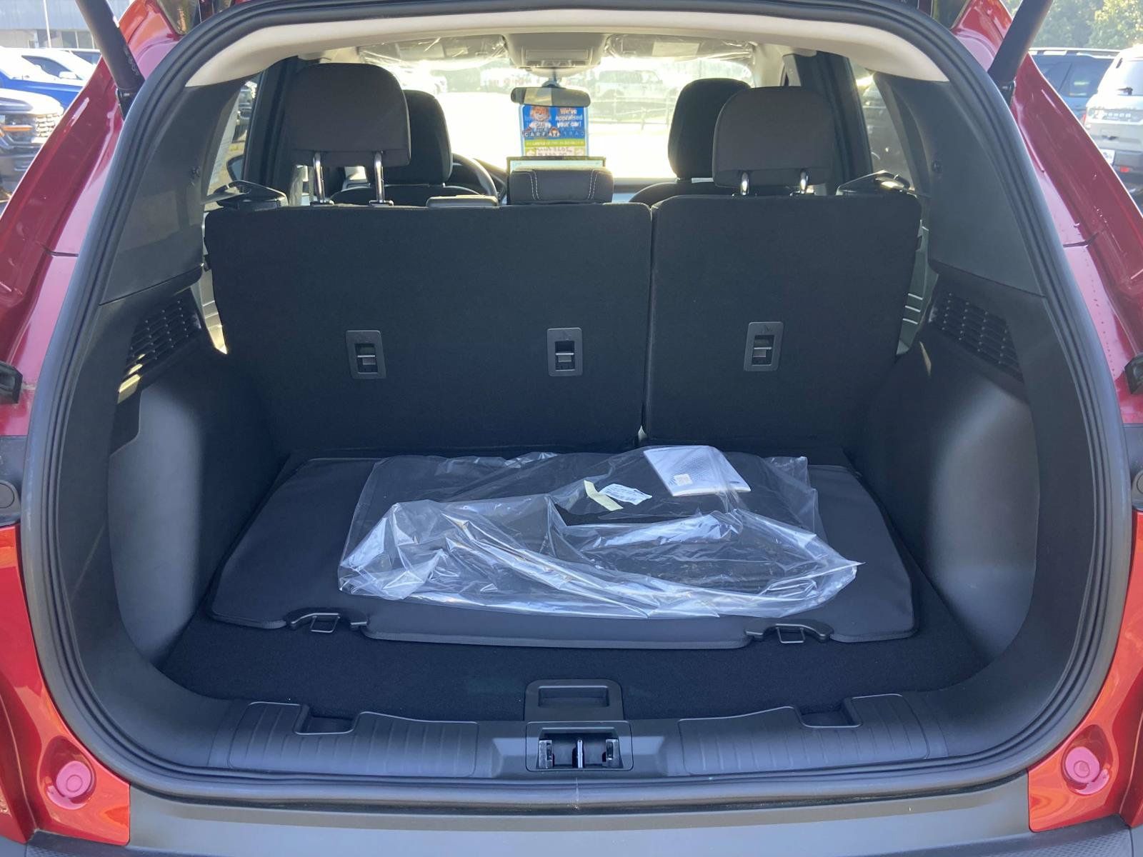 Used 2025 Ford Escape Active w/ Tech Pack #1 FWD image 10