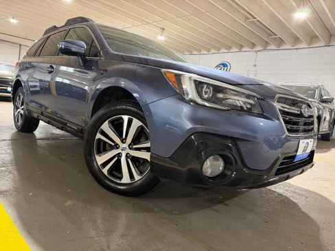 Used 2018 Subaru Outback 2.5i Limited AWD/4WD image 5