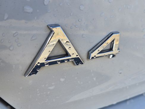 Used 2022 Audi A4 2.0T Premium Plus w/ Premium Plus Package image 9