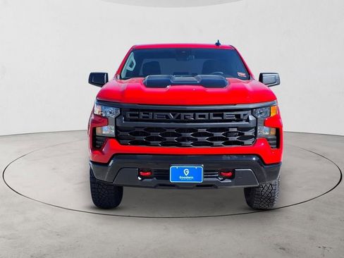 New 2026 Chevrolet Silverado 1500 Custom Trail Boss w/ LPO, Dark Essentials Package AWD/4WD image 2