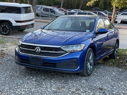 Used 2024 Volkswagen Jetta SE