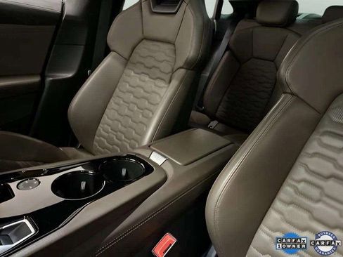 Used 2022 Audi e-tron GT Premium Plus image 57