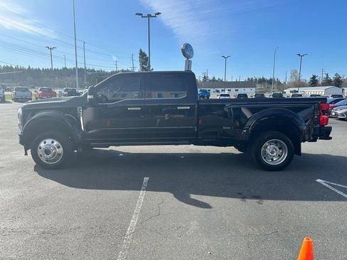 Used 2024 Ford F450 Limited w/ FX4 Off-Road Package AWD/4WD image 5