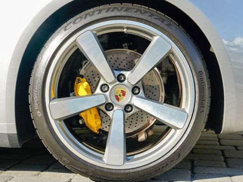 Used 2021 Porsche 911 Carrera image 15