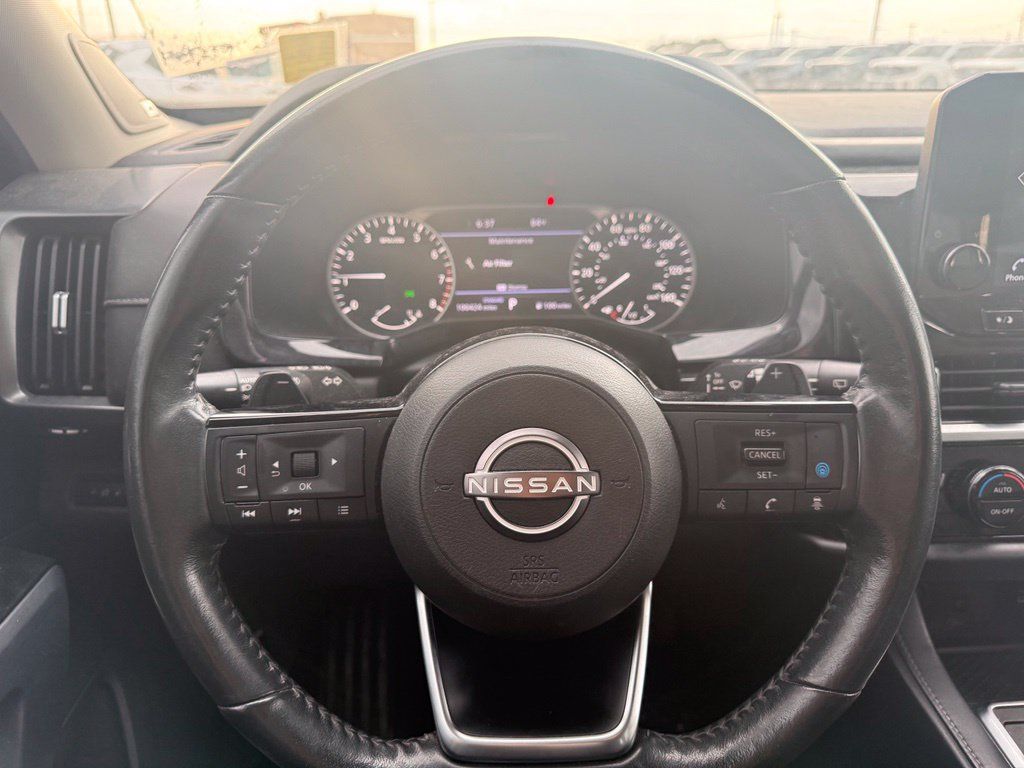 Used 2022 Nissan Pathfinder SL w/ SL Premium Package FWD image 9