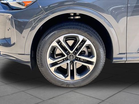 Used 2025 Audi Q5 Premium AWD/4WD image 11