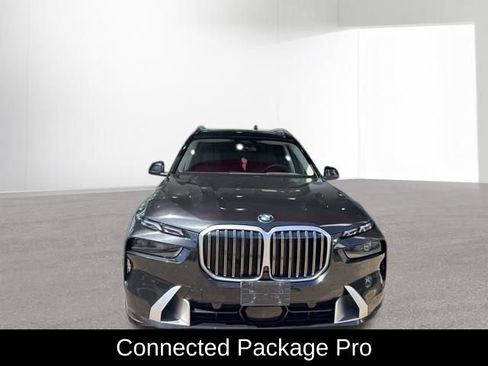 Used 2025 BMW X7 xDrive40i AWD/4WD image 4