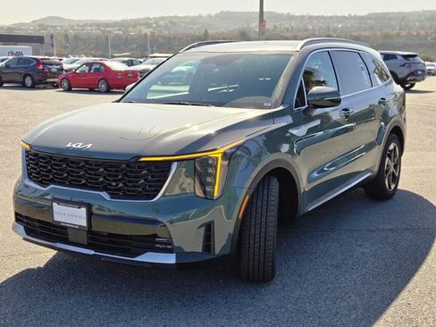 New 2026 Kia Sorento EX image 10