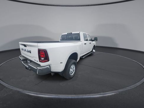 New 2026 RAM 3500 Tradesman AWD/4WD image 8
