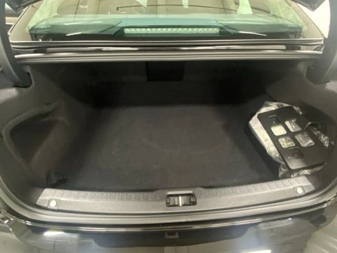 Used 2025 Volvo S90 T8 Plus AWD/4WD image 9