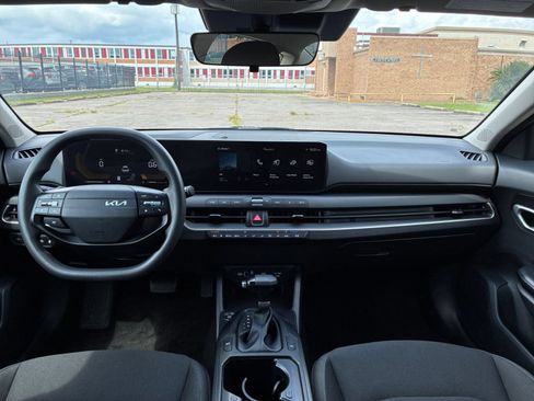 Used 2026 Kia K4 FWD image 27