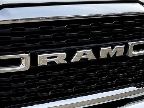 Used 2024 RAM 2500 Big Horn image 32