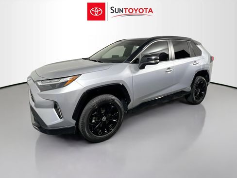 Used 2022 Toyota RAV4 XSE image 9