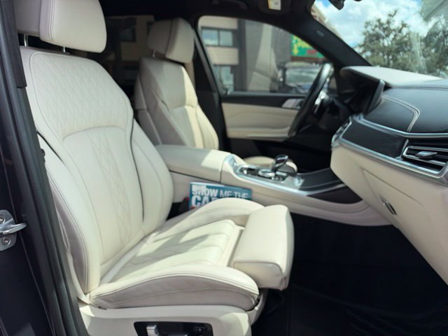 Used 2019 BMW X7 xDrive40i w/ Premium Package AWD/4WD image 23