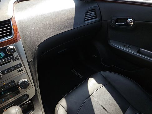 Used 2011 Chevrolet Malibu LTZ w/ HFV6 Engine Package image 23