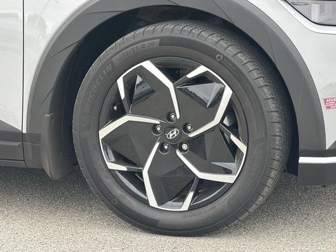 Used 2024 Hyundai Ioniq 5 SEL RWD image 31