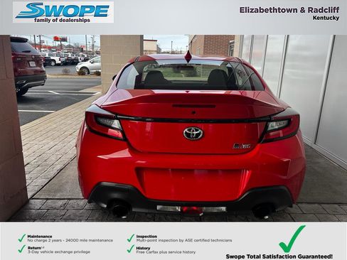 New 2025 Toyota GR86 Premium image 5