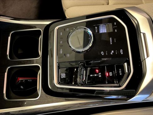 New 2026 BMW 760i xDrive w/ Executive Package AWD/4WD image 7