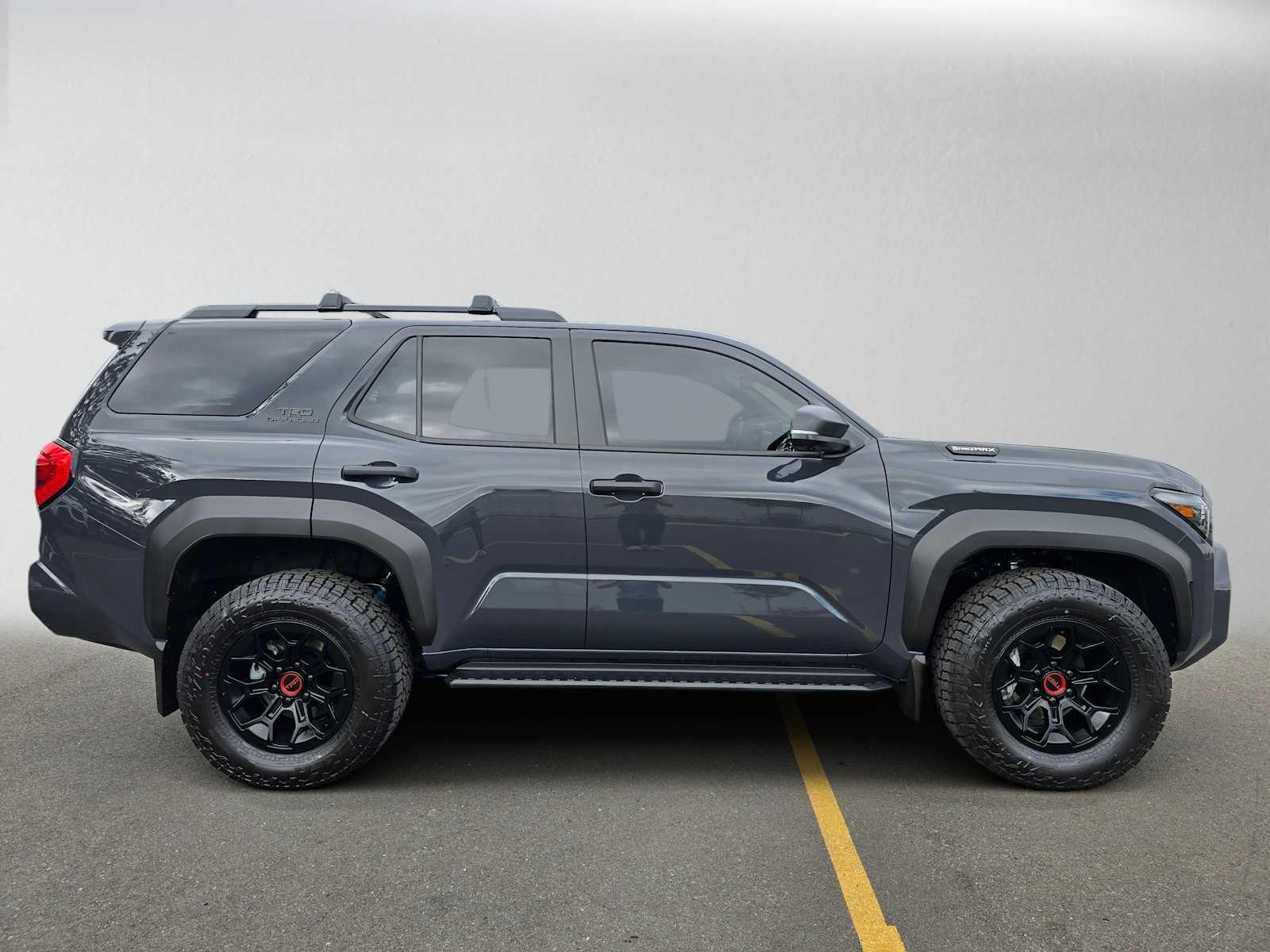 Used 2026 Toyota 4Runner TRD Off-Road Premium AWD/4WD image 2