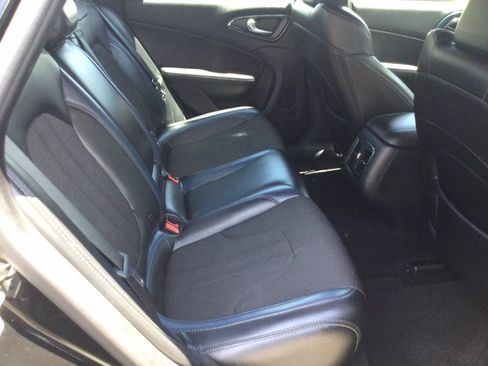 Used 2016 Chrysler 200 S w/ Comfort Group AWD/4WD image 22