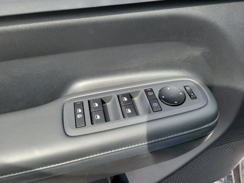 Used 2025 Hyundai Santa Fe SEL AWD/4WD image 12