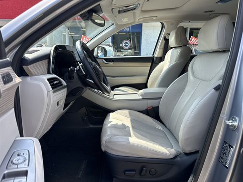 Used 2020 Hyundai Palisade SEL w/ Premium Package FWD image 12