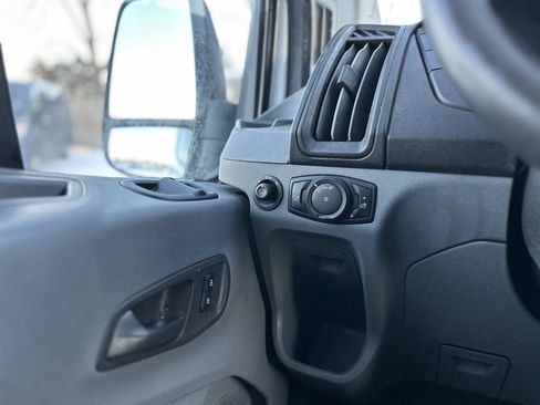 Used 2019 Ford Transit 150 148 Medium Roof image 28