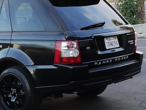Used 2009 Land Rover Range Rover Sport HSE image 18