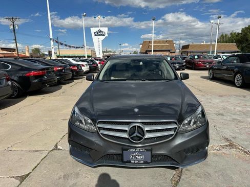 Used 2014 Mercedes-Benz E 550 4MATIC Sedan image 2