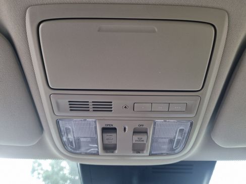 Used 2021 Honda CR-V EX-L image 31