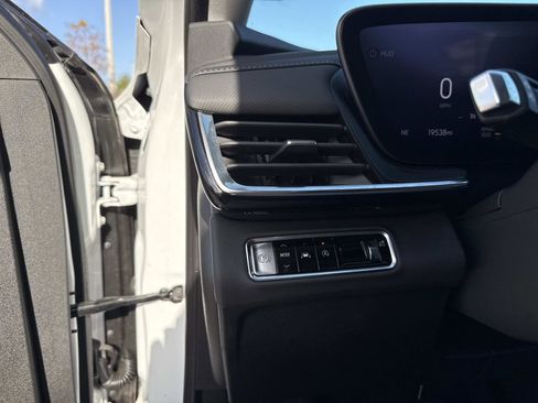 Used 2025 Buick Envision Preferred image 30