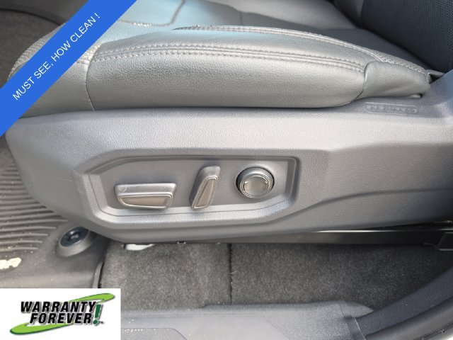 Used 2023 Toyota Tundra Limited w/ Power Package AWD/4WD image 15