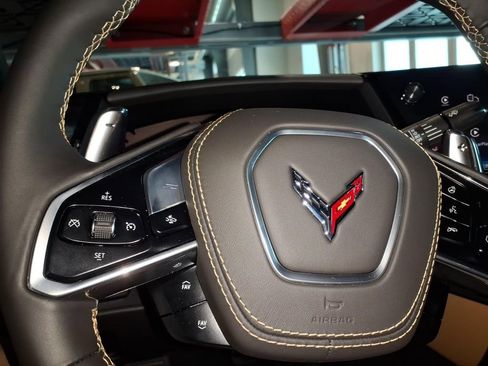 Used 2026 Chevrolet Corvette Stingray Preferred Conv w/ Z51 Performance Package RWD image 23