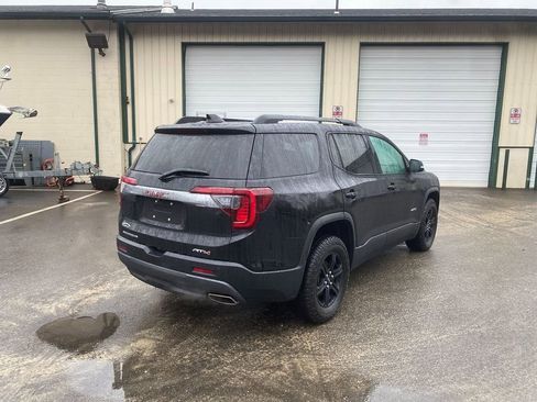 Used 2022 GMC Acadia AT4 w/ Preferred Package image 5
