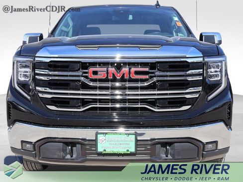 Used 2025 GMC Sierra 1500 SLT image 7