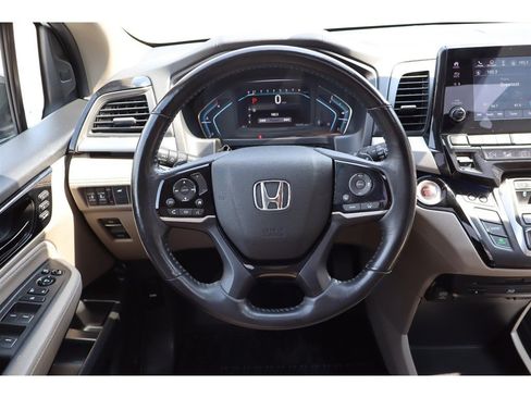 Used 2018 Honda Odyssey Elite image 10