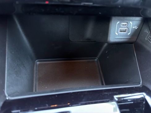 Used 2024 Jeep Compass Latitude w/ Sun and Sound Group image 21