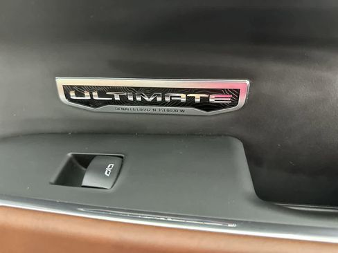 Used 2025 GMC Sierra 1500 Denali Ultimate AWD/4WD image 27