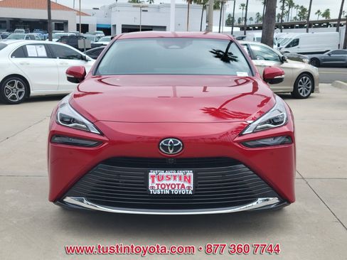 Certified 2025 Toyota Mirai XLE image 8