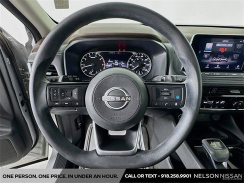 Certified 2023 Nissan Rogue SV image 11