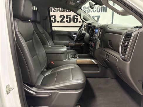 Used 2019 Chevrolet Silverado 1500 LT Trail Boss AWD/4WD image 24