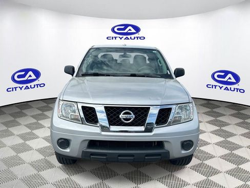 Used 2016 Nissan Frontier SV image 10